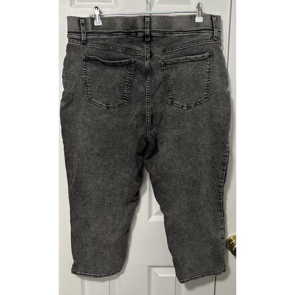 Terra & Sky Women's 1X Pull On Faded Black Capri Jeans Rocker Rockabilly Sexy - Picture 3 of 9